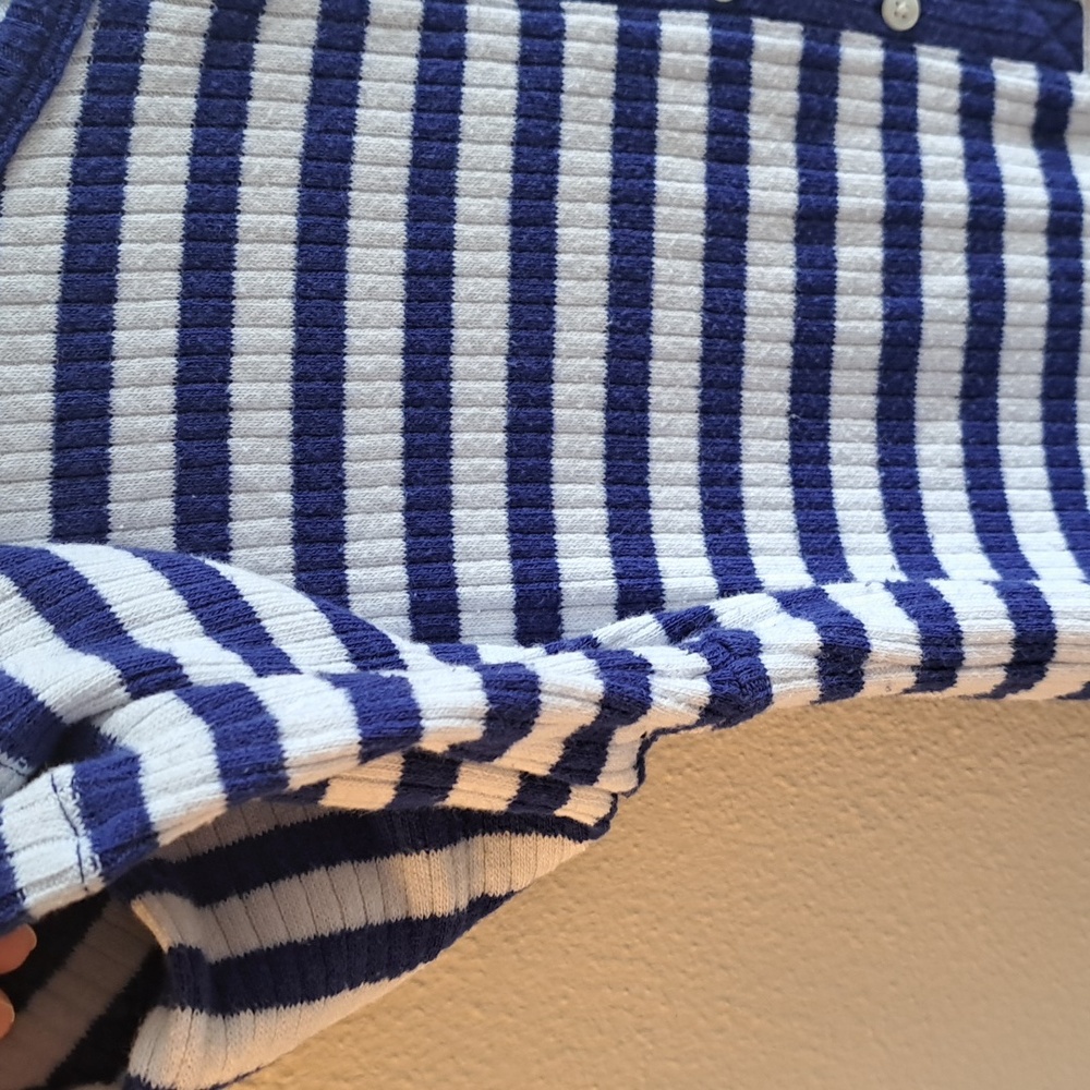 JCREW Ribbed Top - Picture 6 of 7